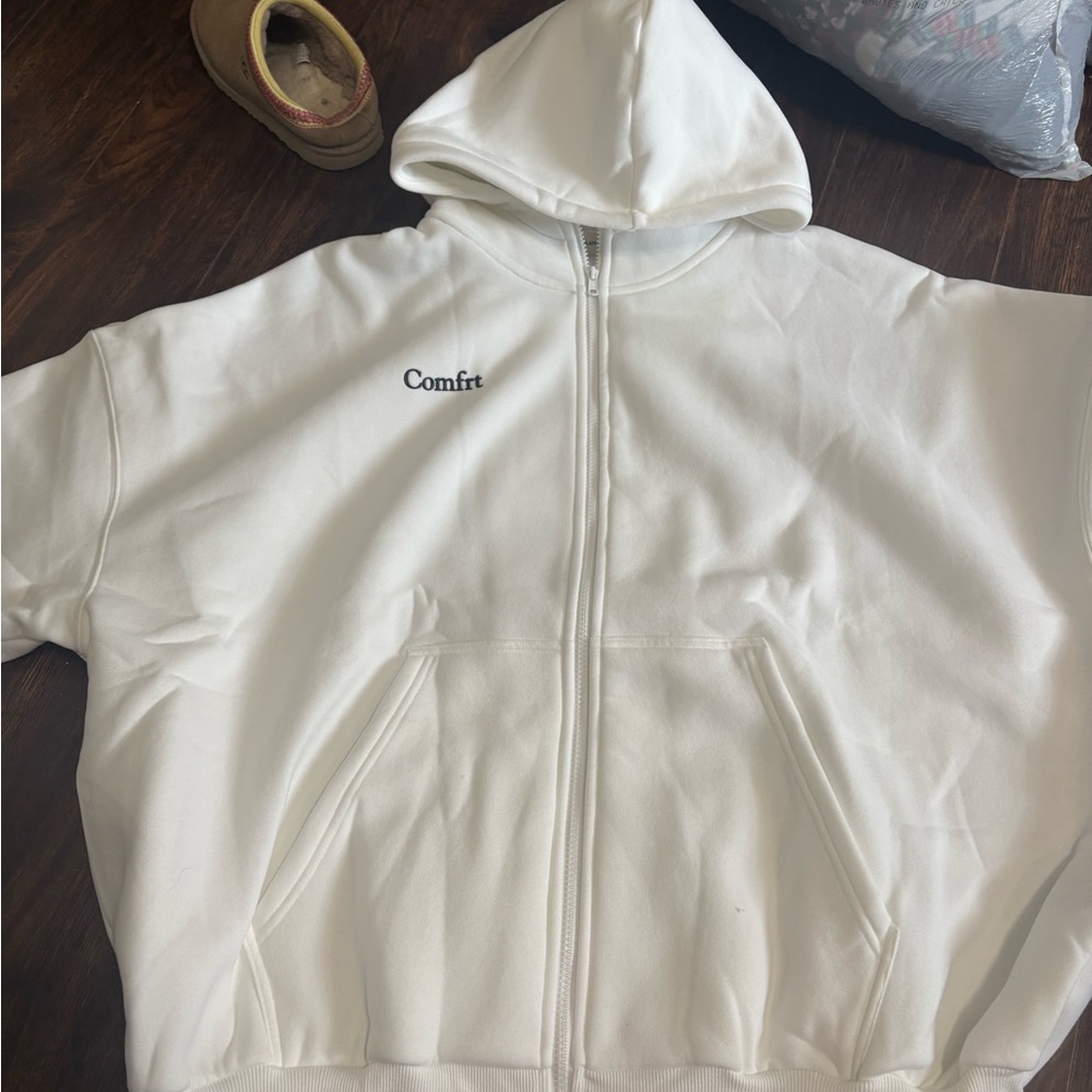 Comfrt Cloud Zip Hoodie
